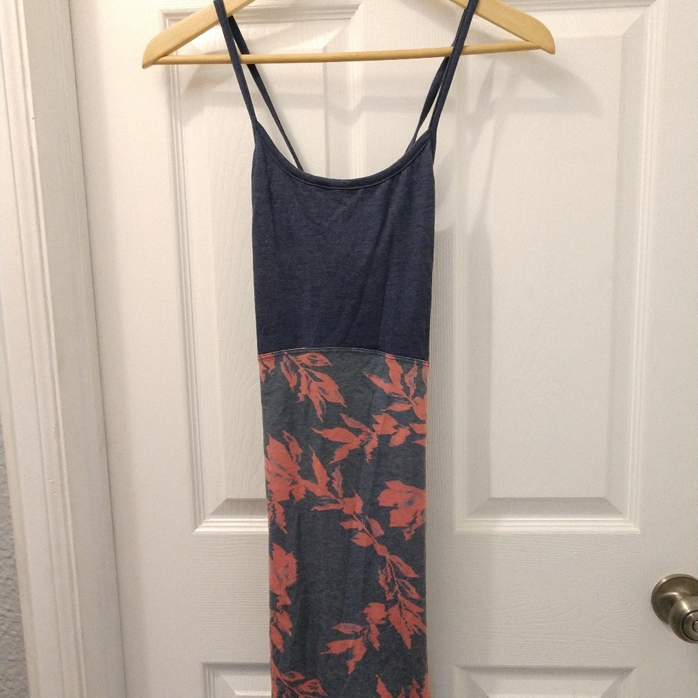 Tentree dress with straps size xs blue with pink floral design